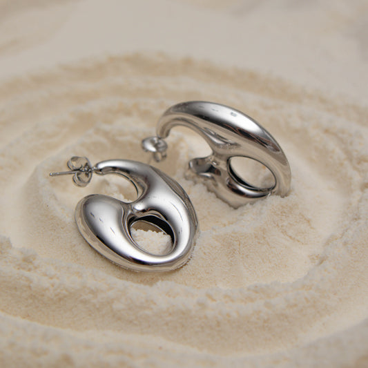 Curve earrings