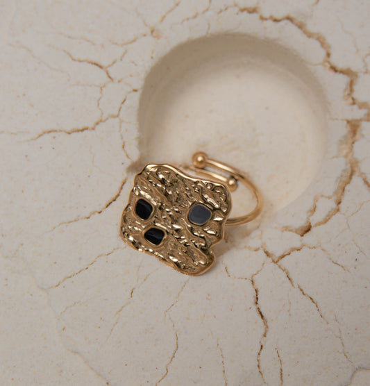 Square stone ring