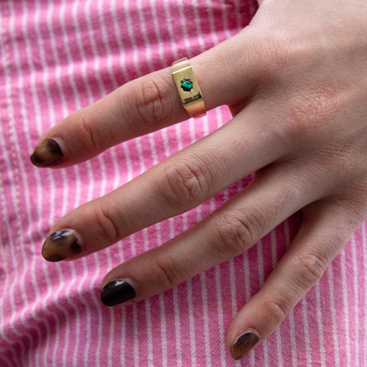 Green star ring