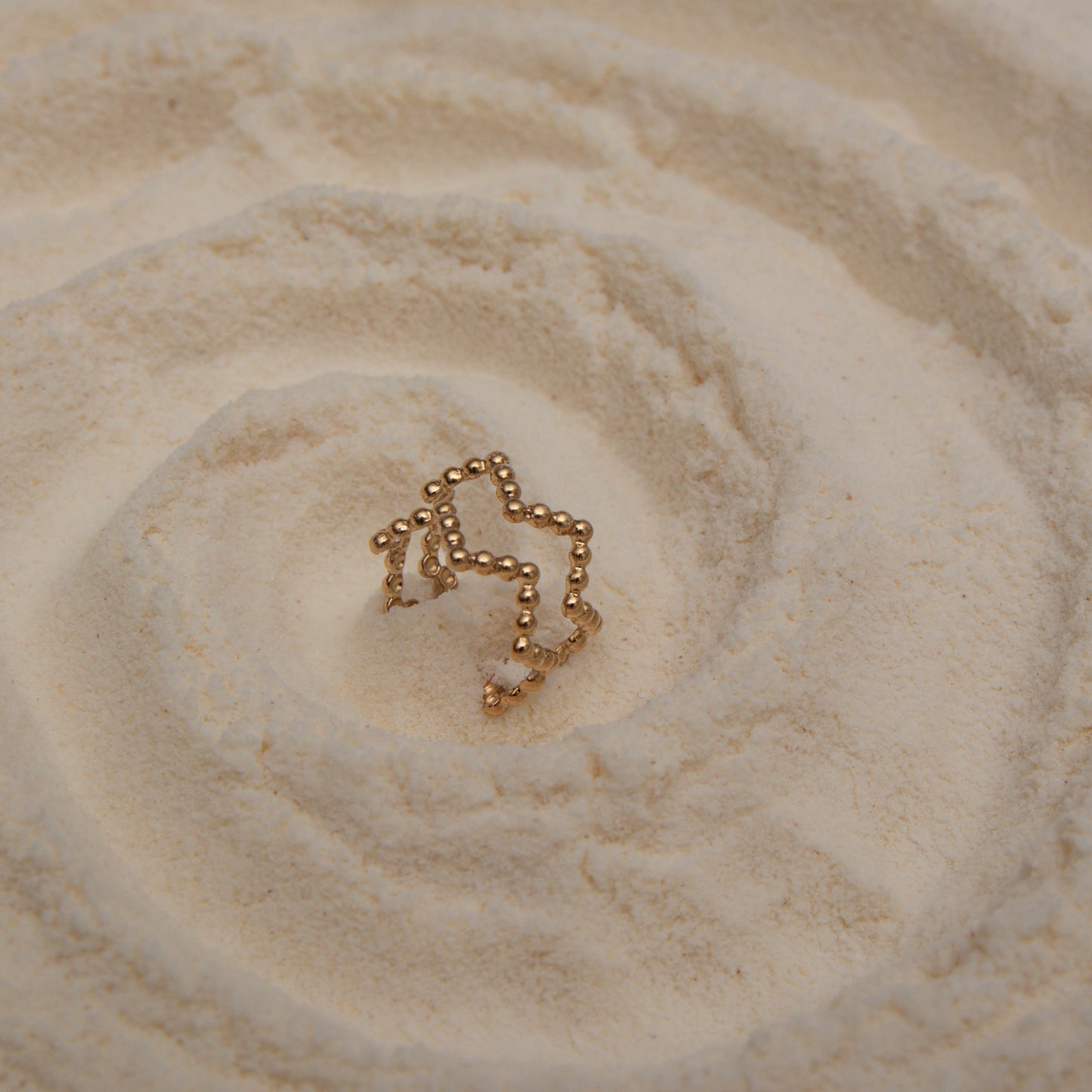 Zigzag earcuff