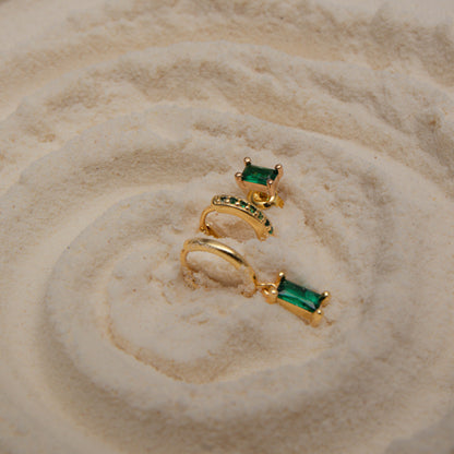 Green earrings set
