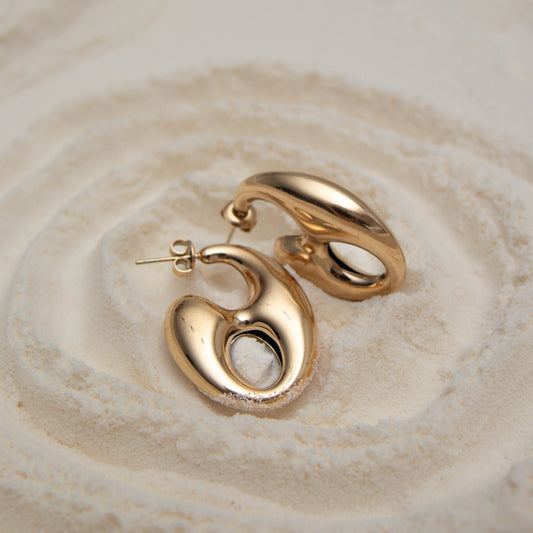 Curve earrings