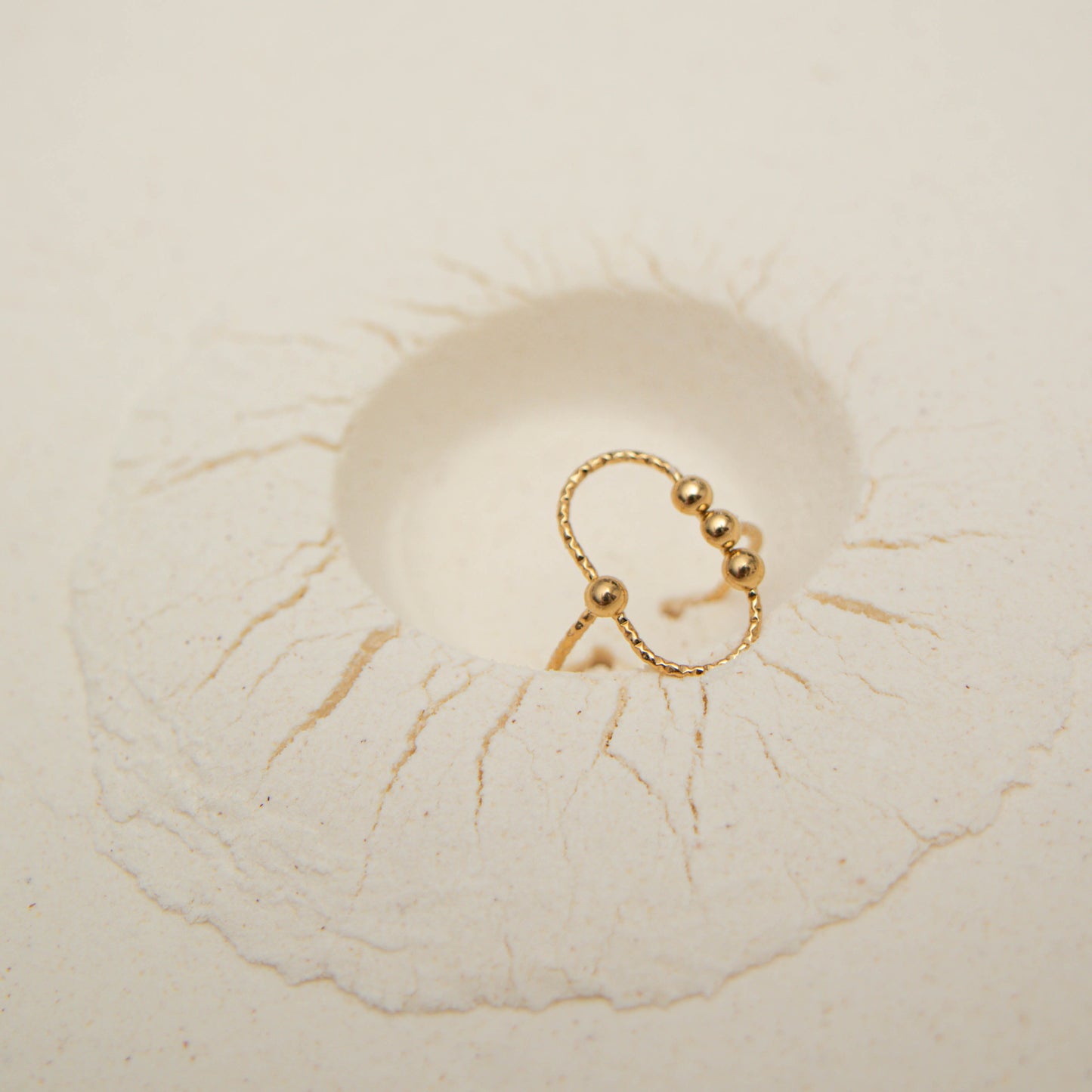 Open dots ring