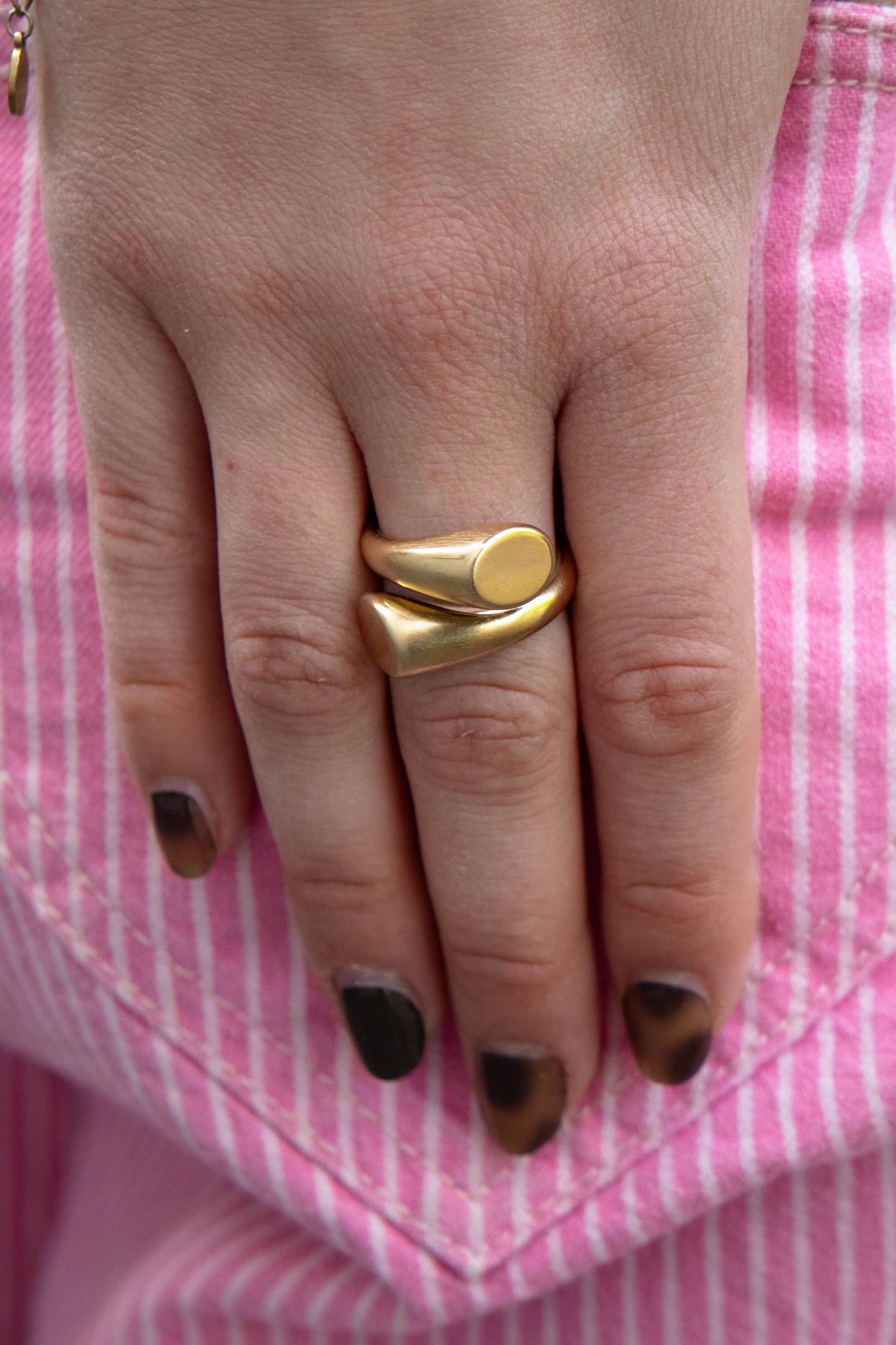 Folded ring