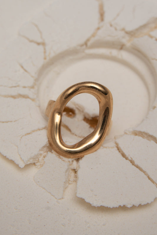 Open oval ring