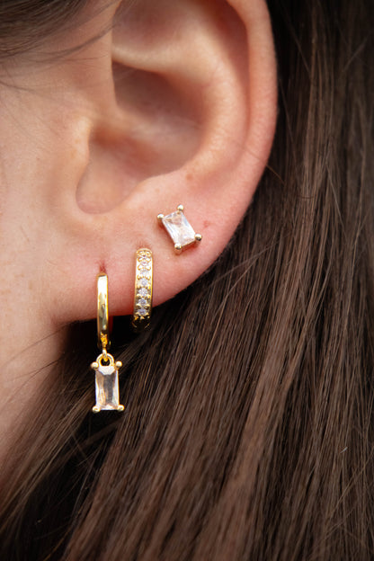 White earrings set